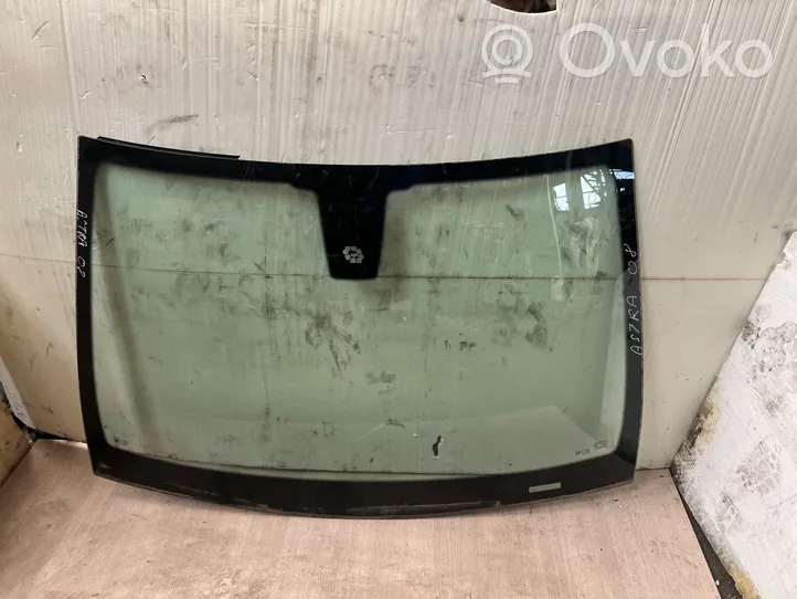 Opel Astra H Front windscreen/windshield window 