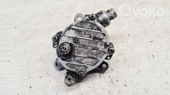 Volvo S60 Pompe à vide 08658230