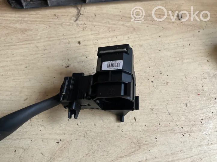 Audi A4 S4 B6 8E 8H Indicator stalk 8E0953513A