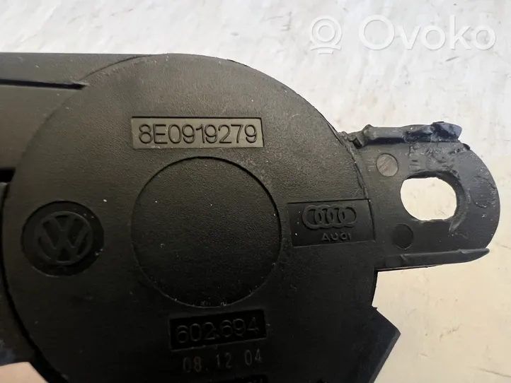 Skoda Octavia Mk2 (1Z) Warntongeber Lautsprecher Einparkhilfe Parktronic PDC 8E0919279