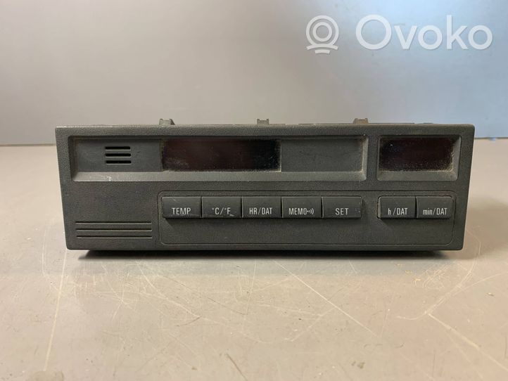 BMW 3 E36 Monitor / wyświetlacz / ekran 62138363580