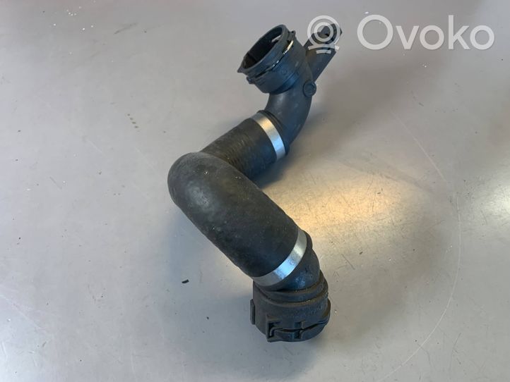 BMW 3 E90 E91 Tuyau de liquide de refroidissement moteur 7532493