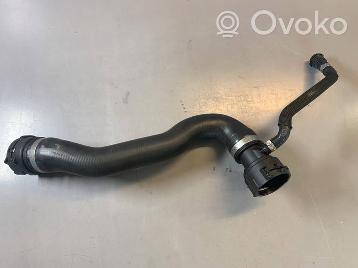 BMW 7 F01 F02 F03 F04 Tuyau de liquide de refroidissement moteur 7800099