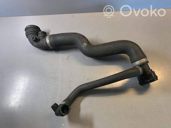 BMW 3 E46 Tuyau de liquide de refroidissement moteur 17127520668