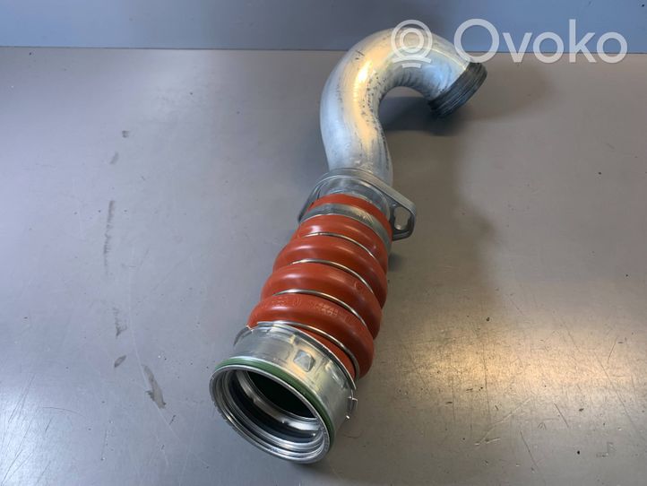 BMW X5 E70 Tuyau de raccordement solide EGR 7823961