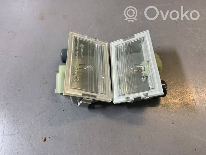 Land Rover Range Rover L322 Lampa oświetlenia tylnej tablicy rejestracyjnej SDC5000040