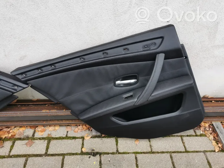 BMW 5 E60 E61 Istuimien ja ovien verhoilusarja 