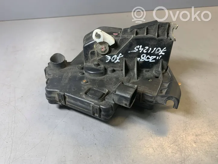 BMW 3 E46 Serratura portiera anteriore 7011245