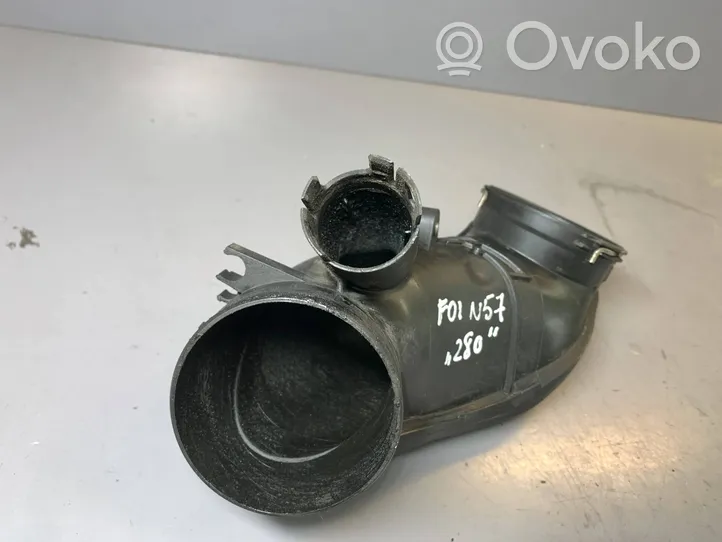 BMW 7 F01 F02 F03 F04 Rura / Wąż dolotowy powietrza turbiny 7807493