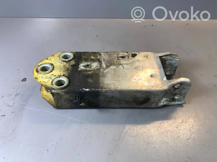 BMW 5 F10 F11 Etupuskurin törmäysvoiman vaimennin 51117253877