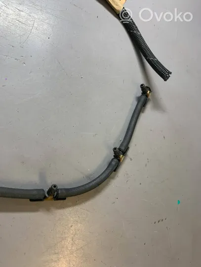 BMW 3 F30 F35 F31 Fuel return line/hose 7823408