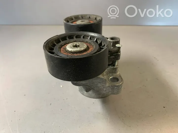 BMW 1 F20 F21 Supporto del generatore/alternatore 7810807