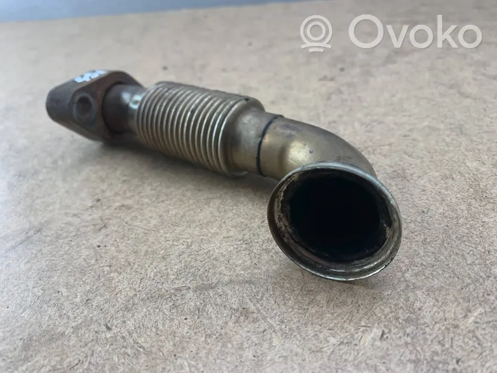 BMW 5 E39 Tuyau de raccordement solide EGR 11712463463