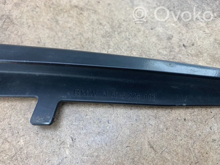 BMW 3 E90 E91 Front wiper blade arm 8225993