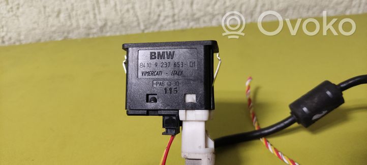 BMW 3 E92 E93 USB-pistokeliitin 9237653