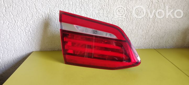 BMW 2 F45 Lampy tylnej klapy bagażnika 7461477