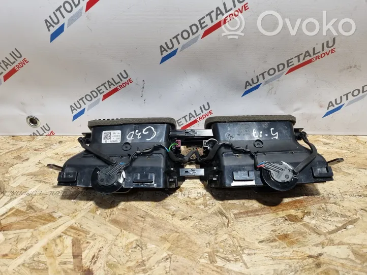 BMW 5 G30 G31 Centrālais gaisa ventilācijas režģis 9329579