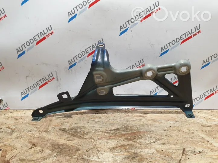 BMW X1 F48 F49 Soporte de montaje del guardabarros 7329447