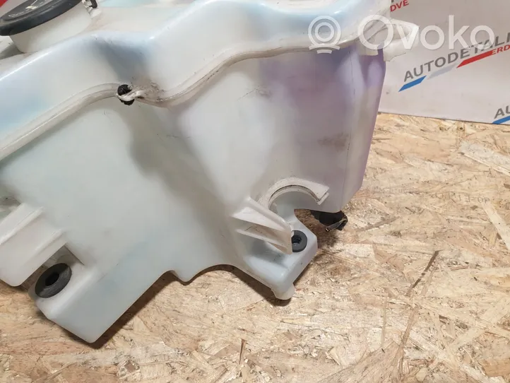 BMW Z4 E89 Réservoir de liquide lave-glace 7192859