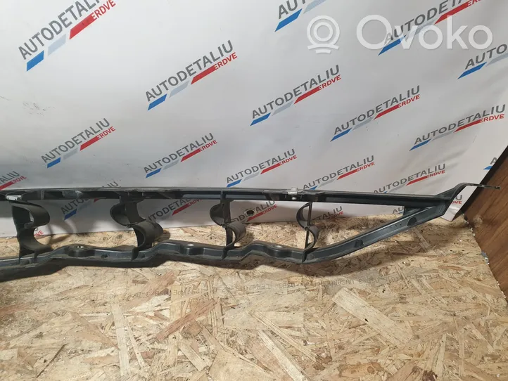 BMW X5 E70 Supporto di montaggio del parafango 7157990