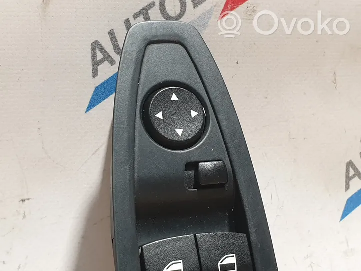 BMW 1 F20 F21 Interruttore di controllo dell’alzacristalli elettrico 9208110