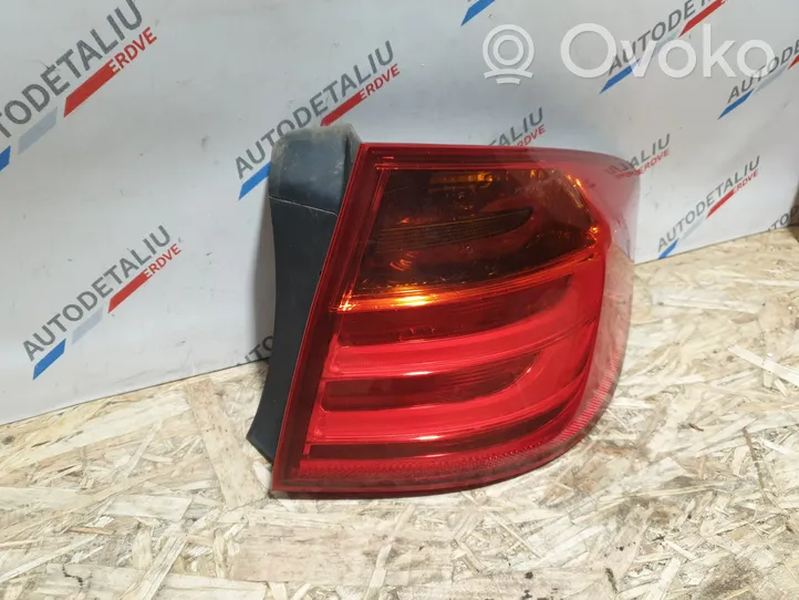 BMW 3 F30 F35 F31 Galinis žibintas kėbule 7372788