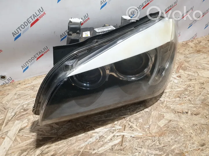 BMW X1 E84 Lampa przednia 2990009