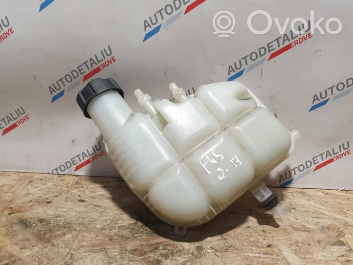 BMW 2 F46 Vase d'expansion / réservoir de liquide de refroidissement 8687503