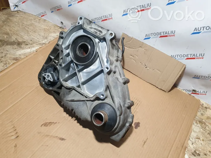 BMW X5 E70 Carcasa de la caja de transferencia 7619178