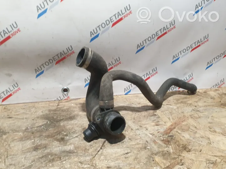 BMW 4 F32 F33 Engine coolant pipe/hose 7639997