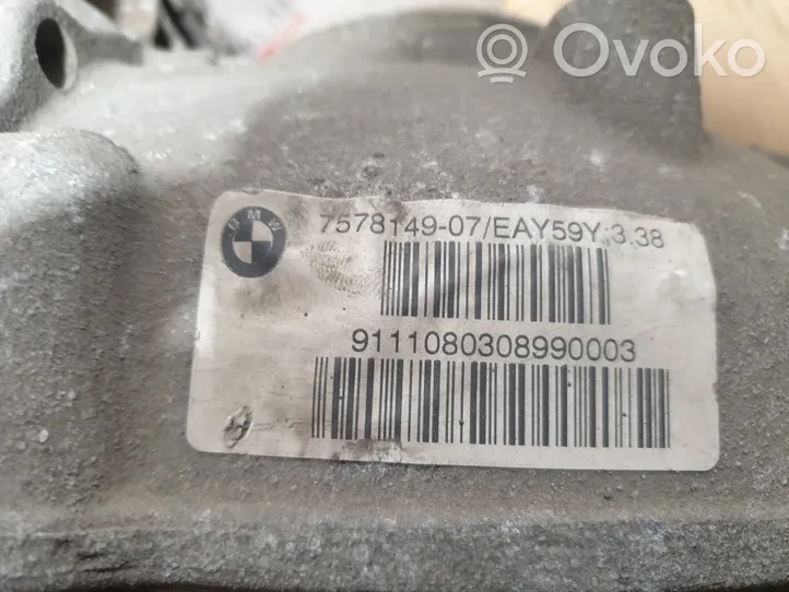 BMW 5 F10 F11 Aizmugurējais reduktors 7578149