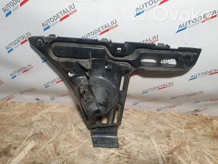 BMW 6 E63 E64 Soporte de montaje del parachoques trasero 7008840