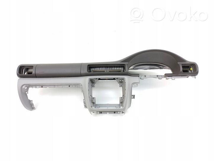 Volkswagen PASSAT B5 Panel de instrumentos 3B2857002AK