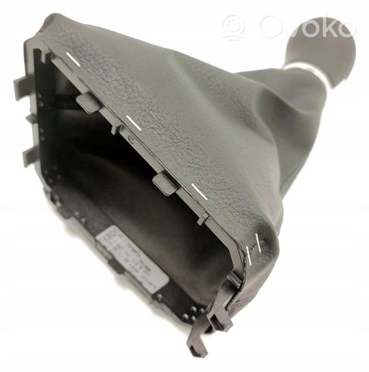 Volkswagen Polo VI AW Rivestimento in pelle/manopola della leva del cambio 2G1711113B