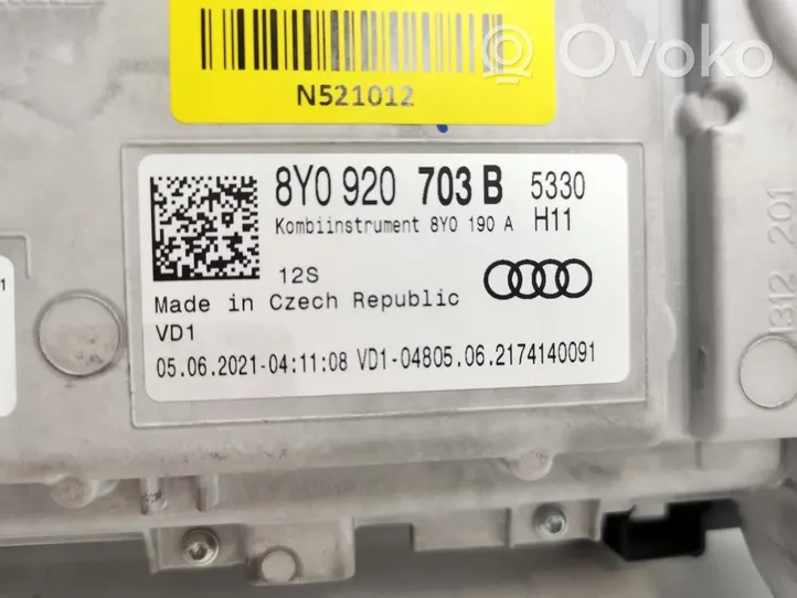 Audi A3 8Y Licznik / Prędkościomierz 8Y0920703B