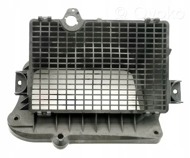 Audi A4 S4 B9 8W Altra parte sotto la carrozzeria 8W2819904A