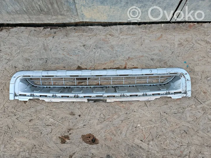 Renault Fluence Atrapa chłodnicy / Grill 788554277R