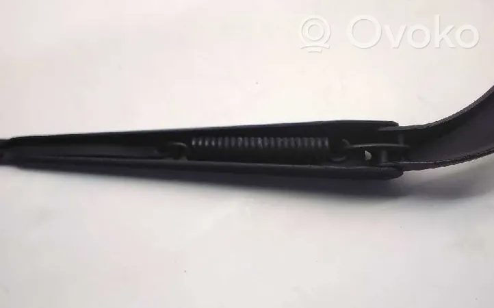 BMW X6 M Front wiper blade arm 