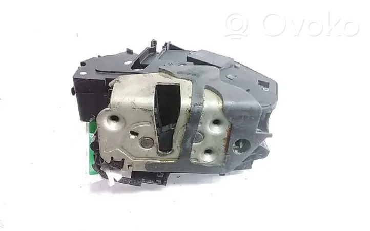 Ford Fiesta Serratura portiera anteriore AM5AU21812BE