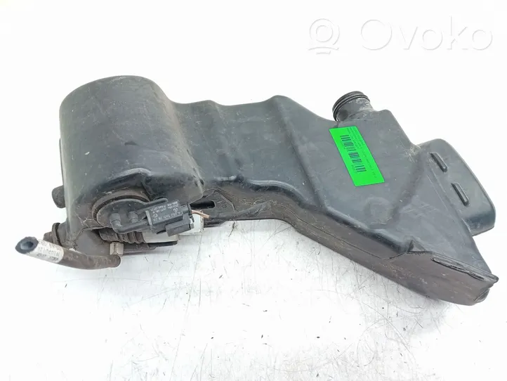 Mercedes-Benz E AMG W210 Réservoir de liquide lave-glace A2058600860