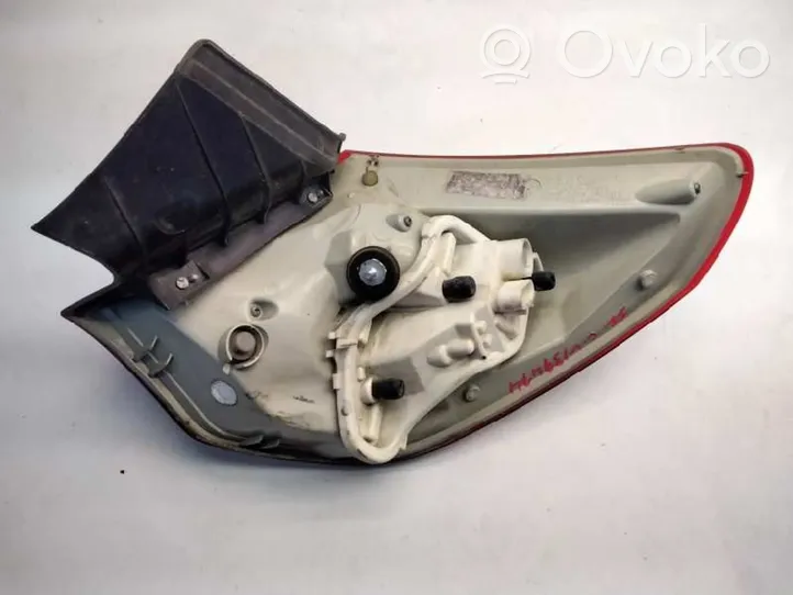 Opel Astra H Lampa tylna 21652102