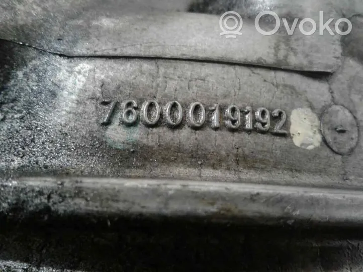 Chevrolet Captiva Etutasauspyörästö 7600019192