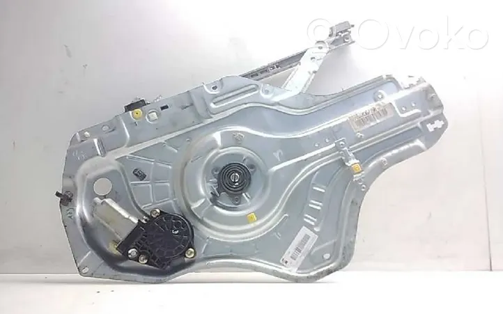 Hyundai Elantra Alzacristalli elettrico della portiera anteriore 824020062AX