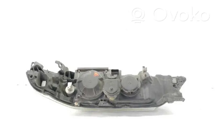 Renault Laguna II Phare frontale 8200207516