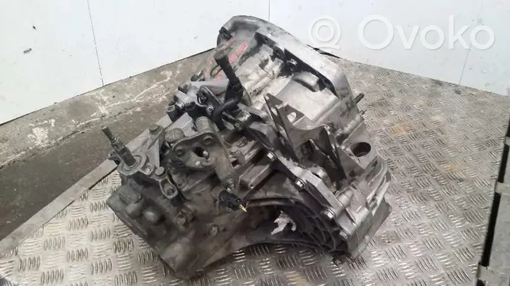 Renault Scenic RX Manual 5 speed gearbox NDO002