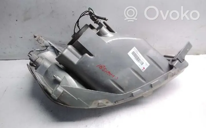 Toyota Yaris Verso Faro/fanale 8115052021