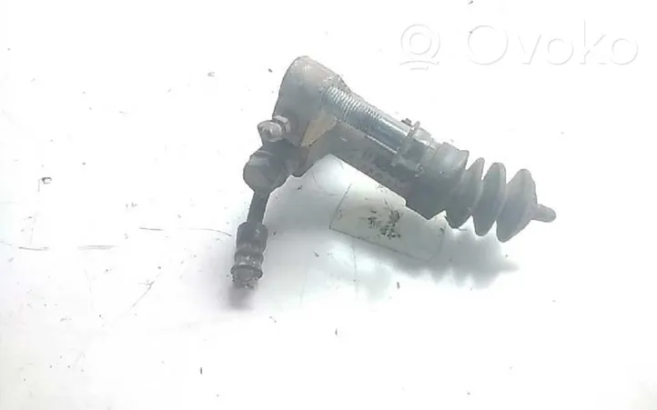 Suzuki Grand Vitara I Cylindre récepteur d'embrayage 2382085F00000