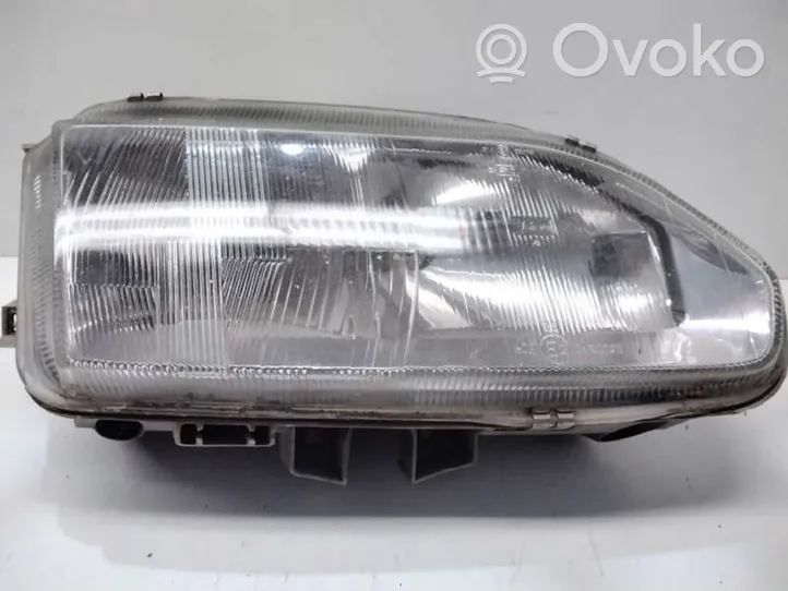 Renault Safrane Lampa przednia 7701035043