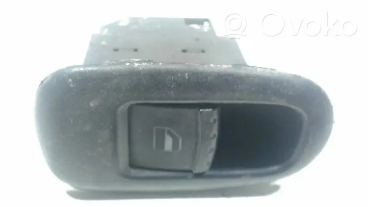 Dacia Logan Pick-Up Wiper control stalk 