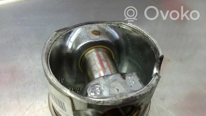 Volkswagen Jetta V Piston 